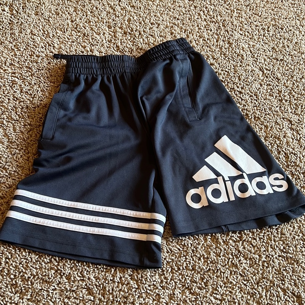 Adidas grey boys shorts. Small.